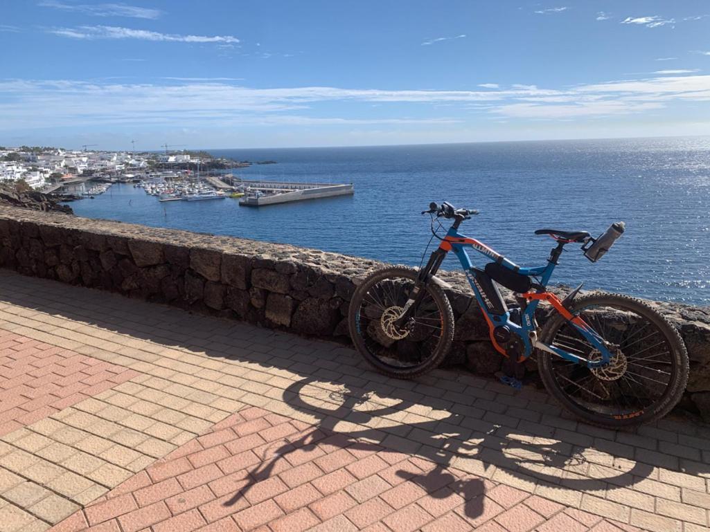 Private Apartment With Mountain And Sea Views, La Asomada, Lanzarote Tias Luaran gambar