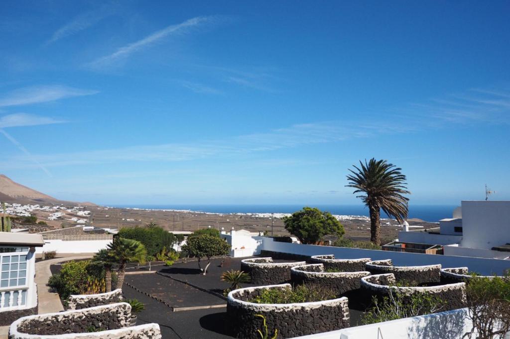 Private Apartment With Mountain And Sea Views, La Asomada, Lanzarote Tias Luaran gambar